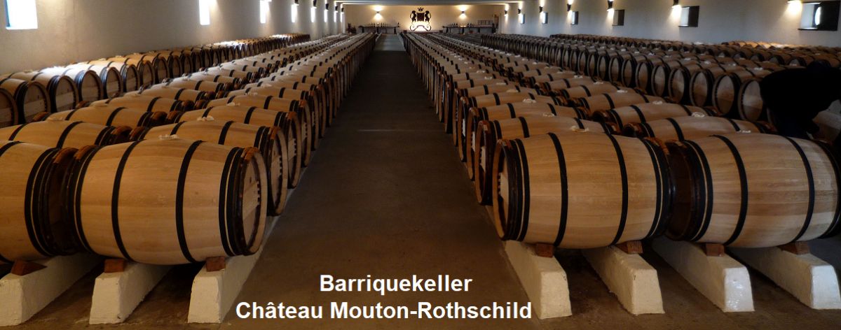 Eichenholz - Barriquekeller vom Château Mouton-Rothschild
