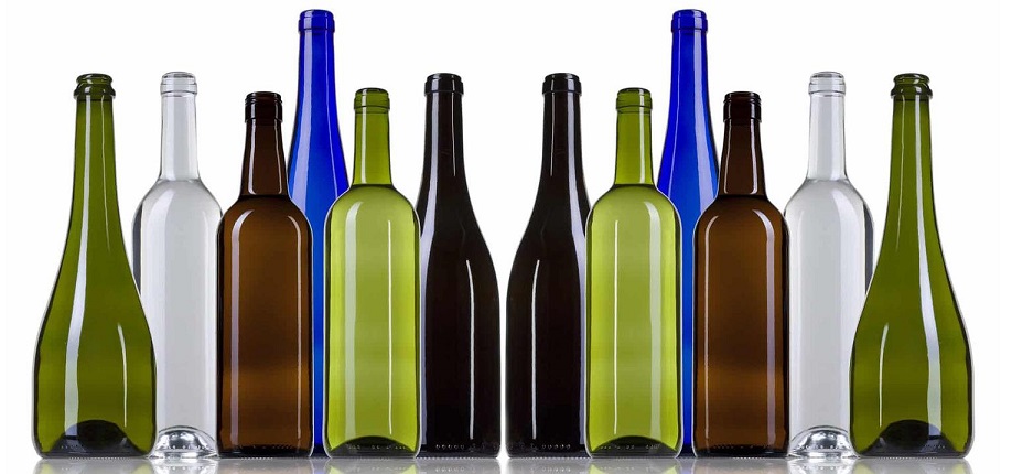 Flaschenfarben - viele Flaschen unterschiedlicher Farbe